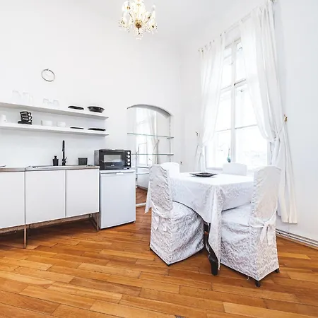 Antique Chic Zagreb Apartment Exterior foto