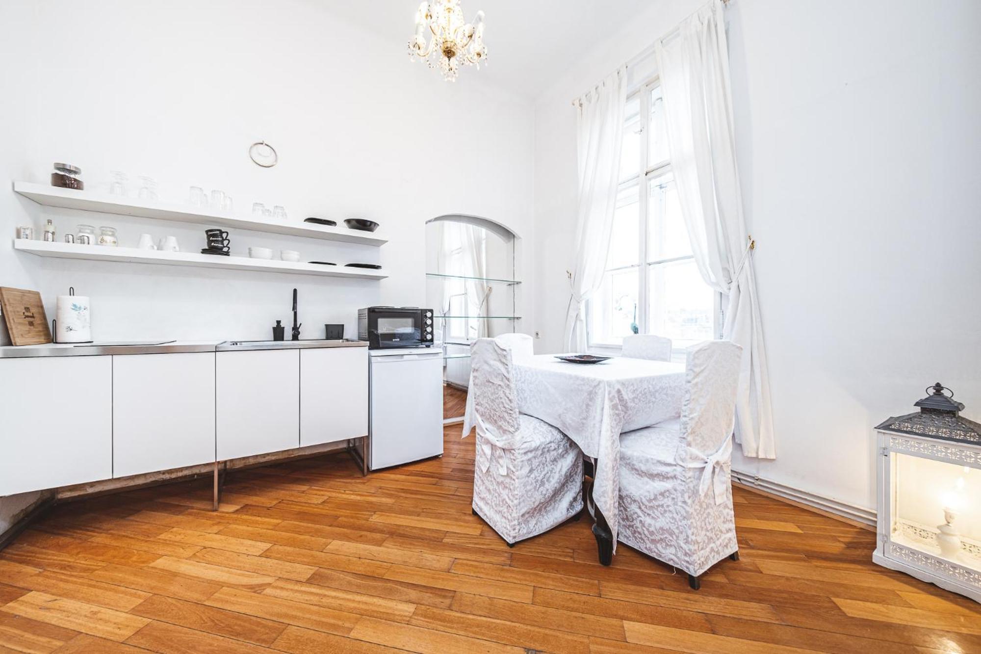 Apartament Antique Chic
